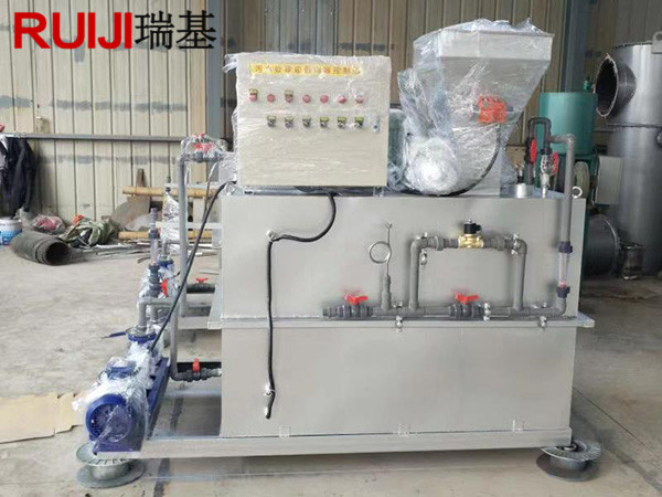PAM自動投料加藥機.jpg